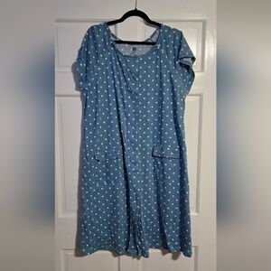 Kindred Bravely Blue and White Polka Dot Birthing Gown